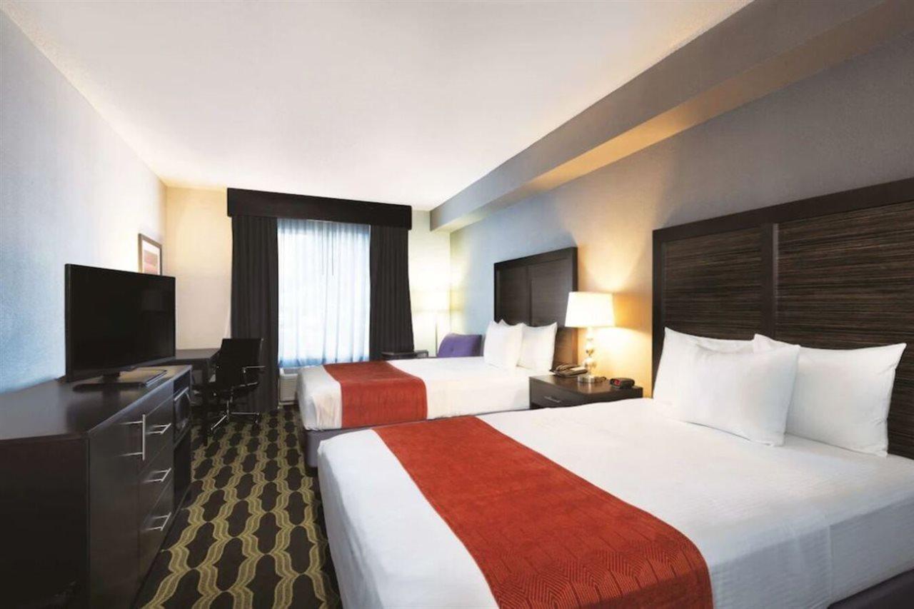 La Quinta By Wyndham Lynchburg At Liberty Univ. Hotel Bagian luar foto