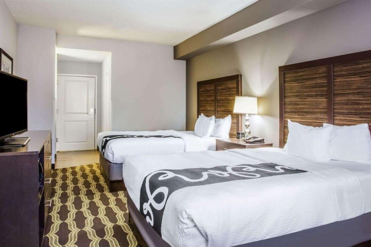 La Quinta By Wyndham Lynchburg At Liberty Univ. Hotel Bagian luar foto
