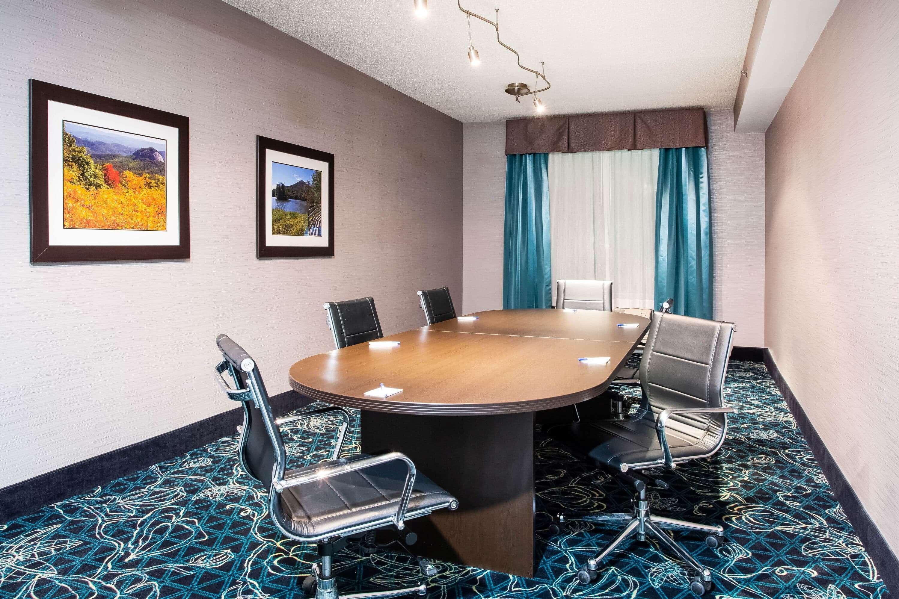 La Quinta By Wyndham Lynchburg At Liberty Univ. Hotel Bagian luar foto