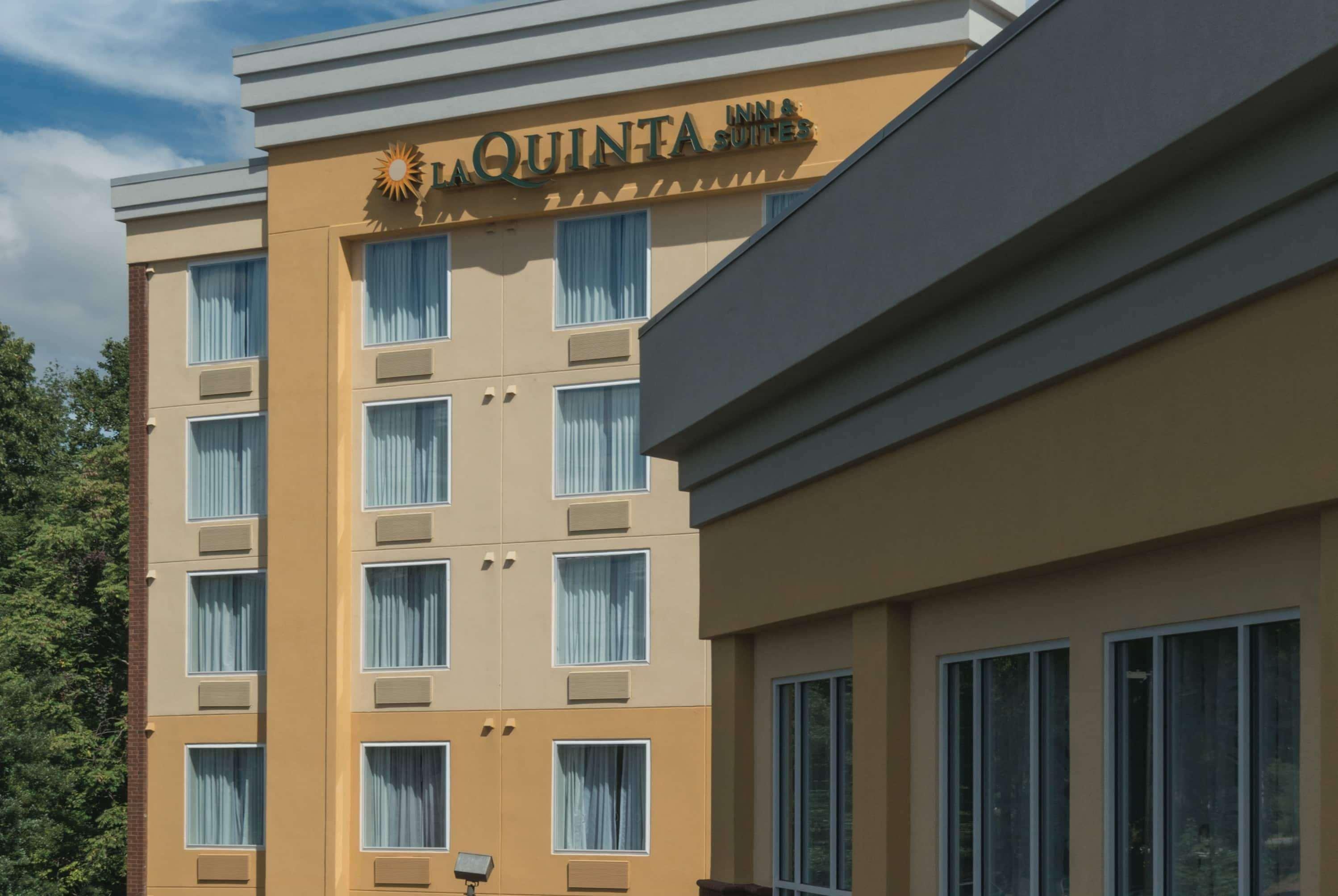 La Quinta By Wyndham Lynchburg At Liberty Univ. Hotel Bagian luar foto